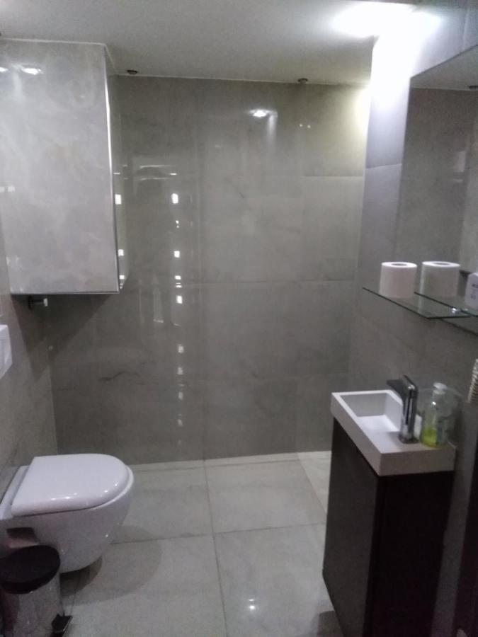 Lepi Apartments โนวีปาซาร์ ภายนอก รูปภาพ