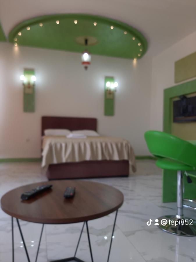 Lepi Apartments โนวีปาซาร์ ภายนอก รูปภาพ