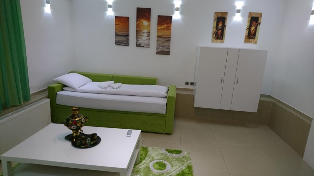 Lepi Apartments โนวีปาซาร์ ภายนอก รูปภาพ