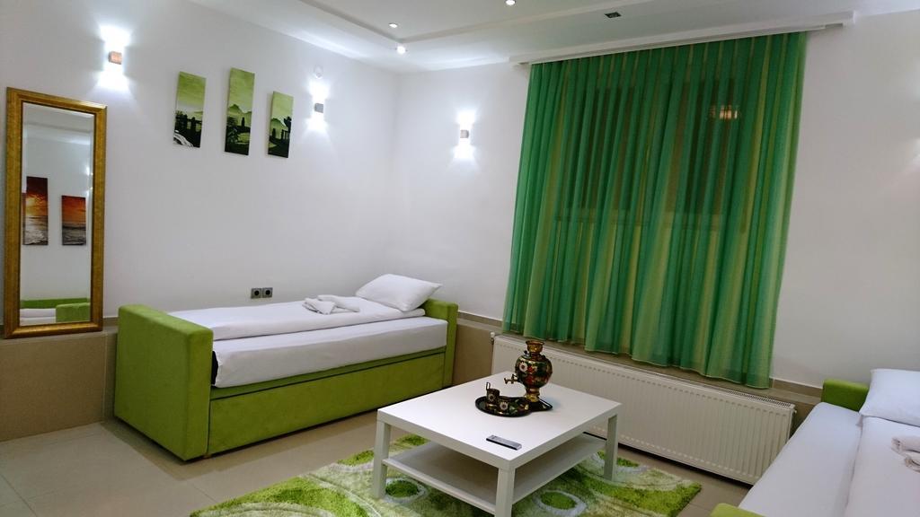 Lepi Apartments โนวีปาซาร์ ภายนอก รูปภาพ