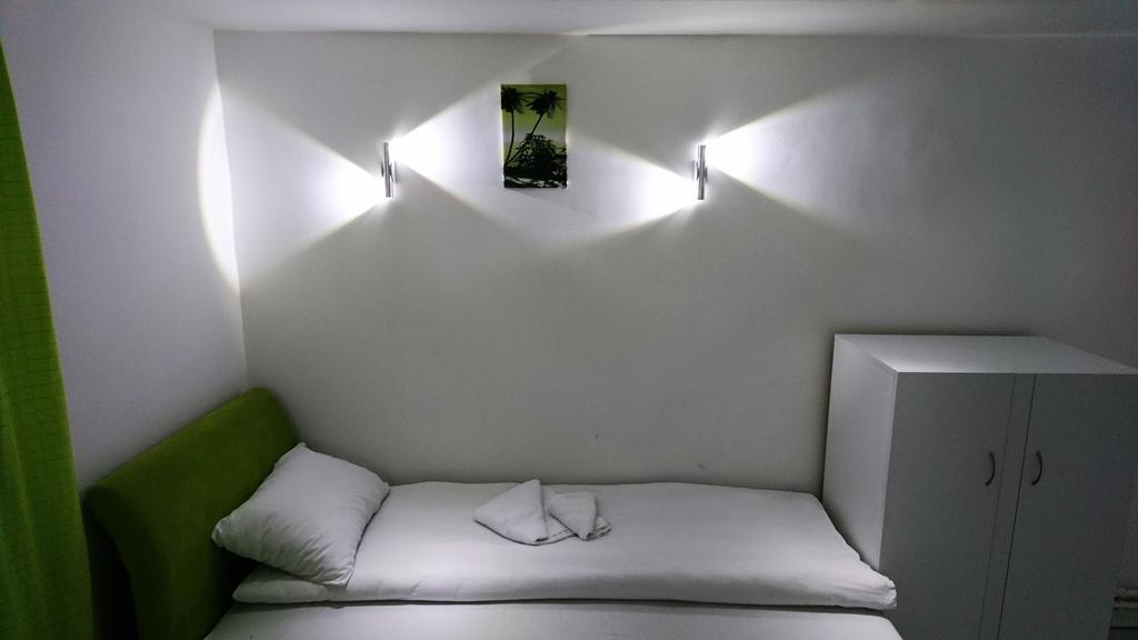 Lepi Apartments โนวีปาซาร์ ภายนอก รูปภาพ